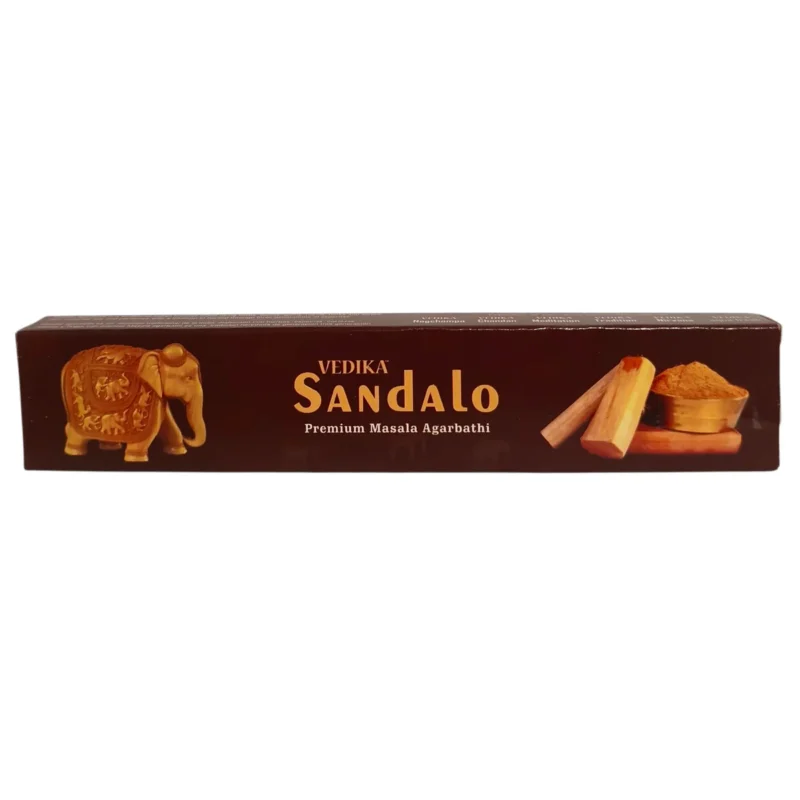 Caja de incienso de sándalo original de la marca Vedika sobre un fondo limpio y natural.